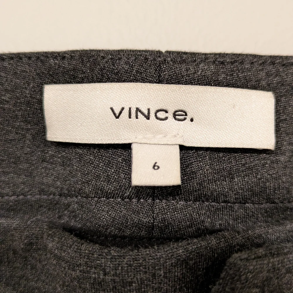 Vince Charcoal Ponte Pants - Size 6 - Picture 3 of 6